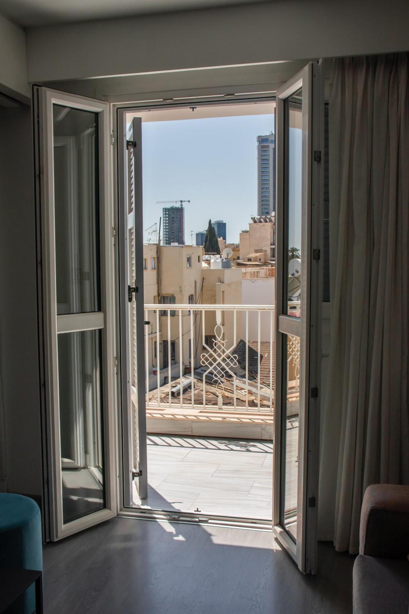 City Centre Studio Apartments Никозия Екстериор снимка